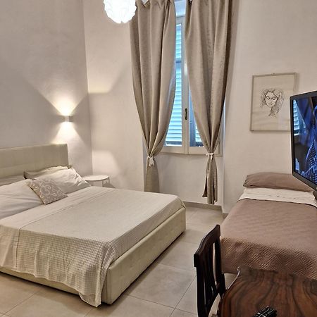 Casavacanza Villa D Funny فياريجيو المظهر الخارجي الصورة