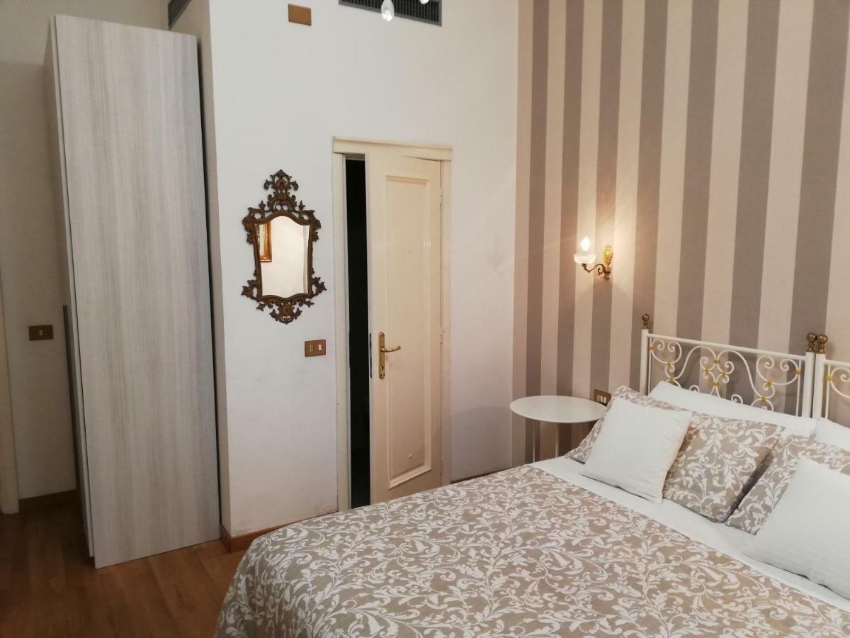 Casavacanza Villa D Funny فياريجيو المظهر الخارجي الصورة